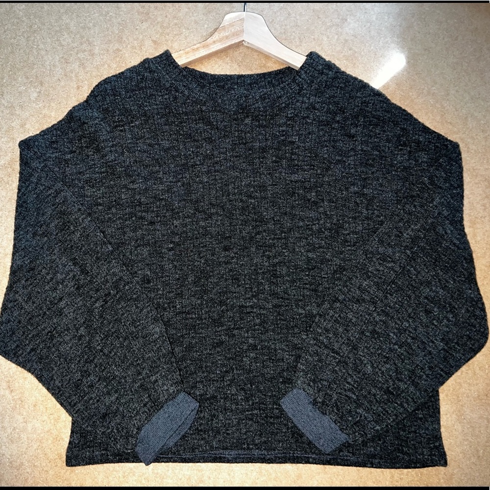 SHEIN Puffed Sleeve Sweater Top